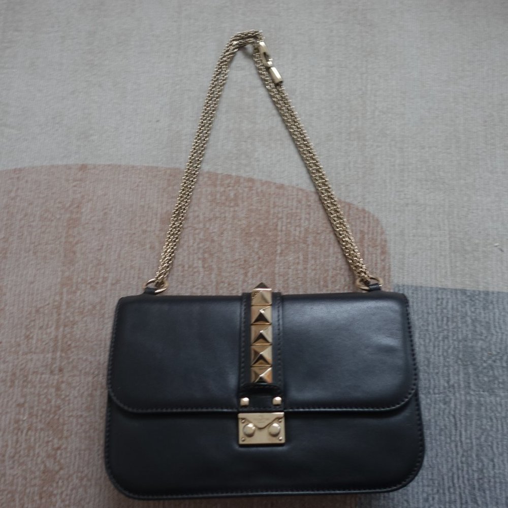 （SOLD) Valentino Rockstud Glam